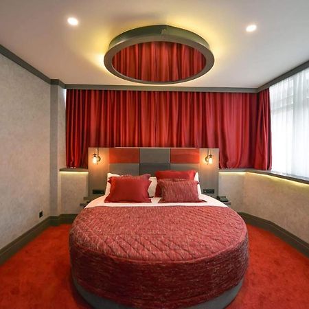 A11 Hotel Atasehir Istanbul Exteriör bild