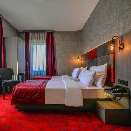 A11 Hotel Atasehir Istanbul Exteriör bild